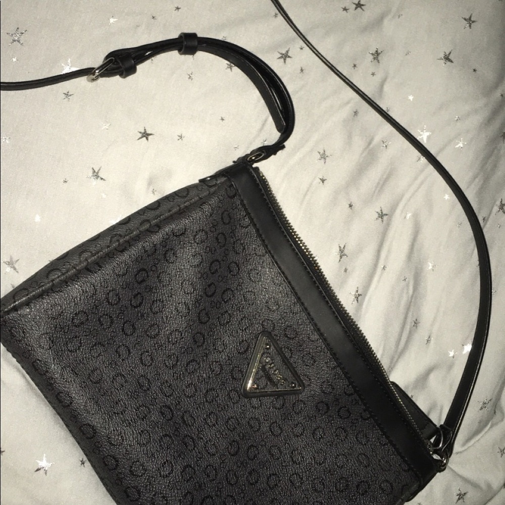 Guess purse